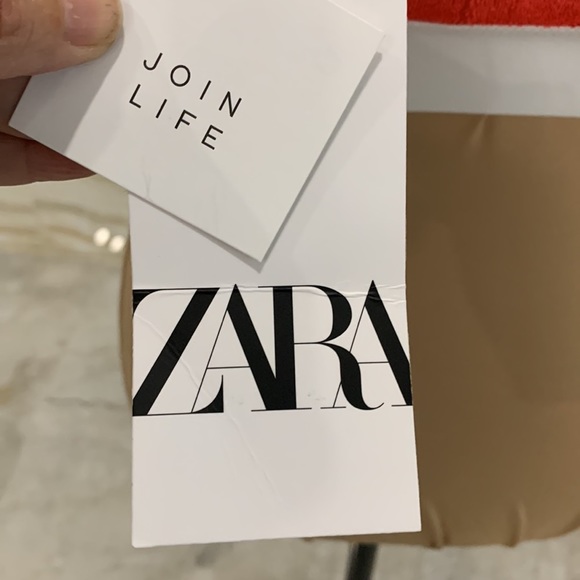 NWT Zara Terry Cloth Red & White‎ 70’s Inspired Crop Top Cut Out V-Neck Size S - Picture 8 of 9